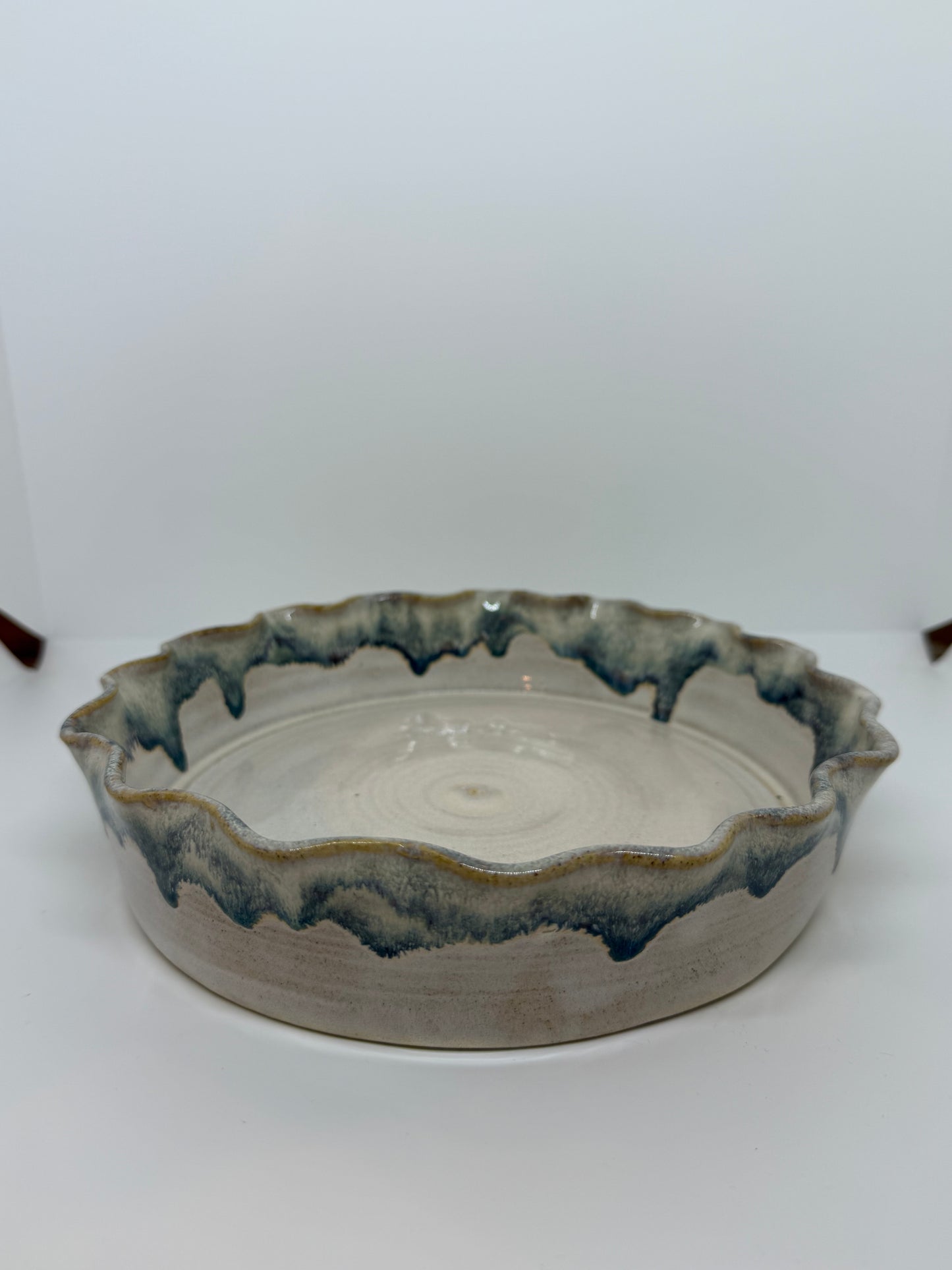 Small Drip Pie Dish