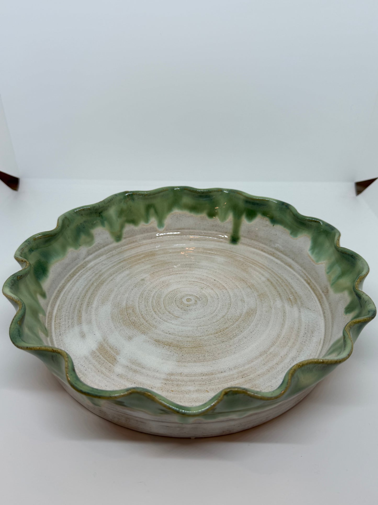 Large Drip Pie Dish