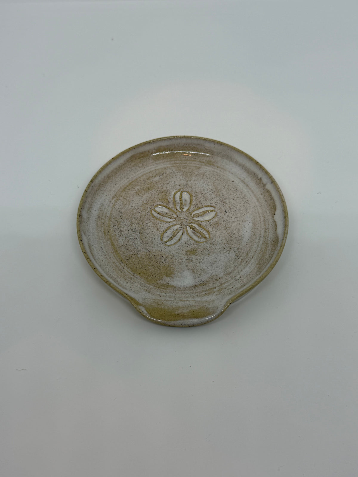 White Cowrie Spoon Rest