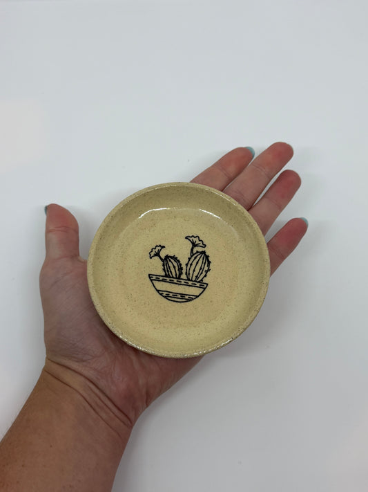 Trinket Tray Plant Design No.1